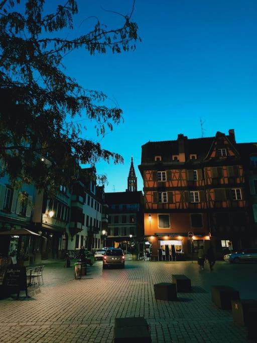 Charme Vintage Proche De La Cathedrale Le Rainbow Appartement Straatsburg Buitenkant foto