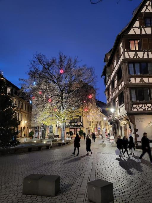 Charme Vintage Proche De La Cathedrale Le Rainbow Appartement Straatsburg Buitenkant foto